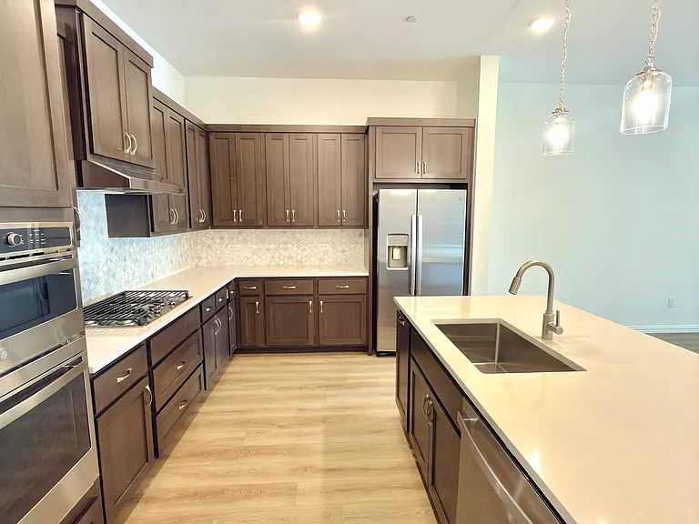 1175 Doris May Dr — Photo 6