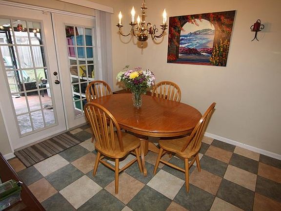3rd image of 9037 Dixiana Villa Cir