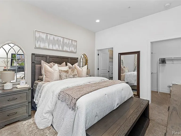 262 Mack Ave #1 — Photo 30