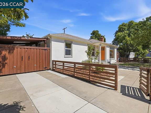 3rd image of 3561 Sophia Way