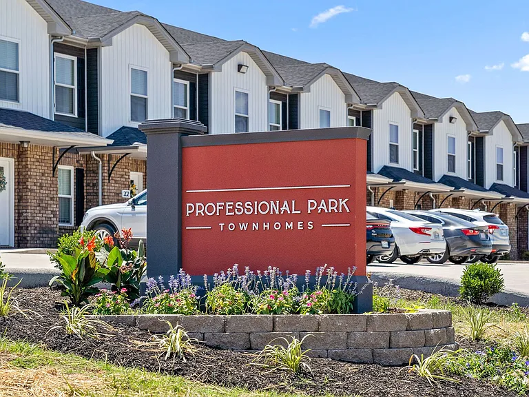 Professional Park Townhomes — Photo 16