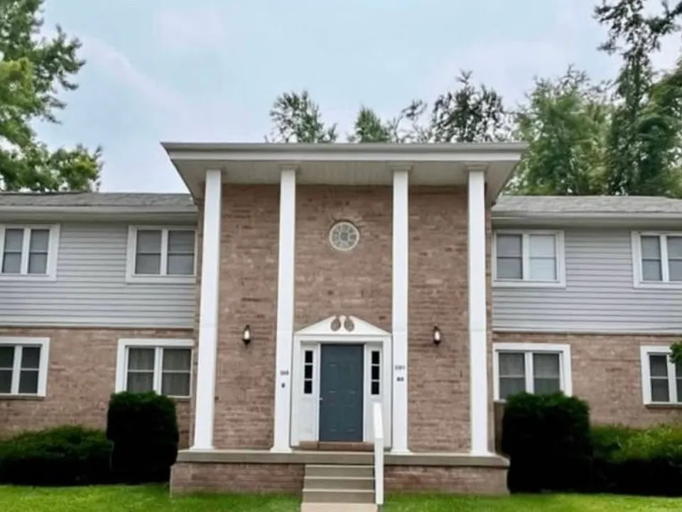512 Worthington Dr #37