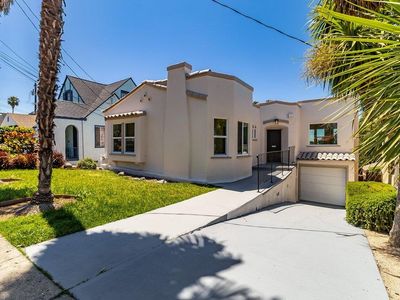 8227 Ney Ave, Oakland, CA, 94605