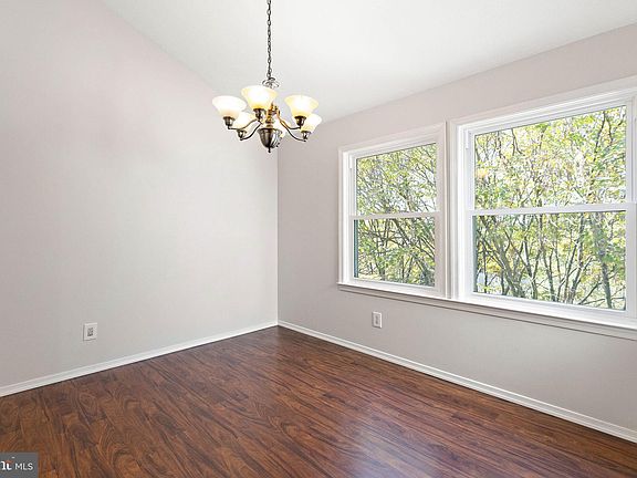 5th image of 3911 Birch Cir #42