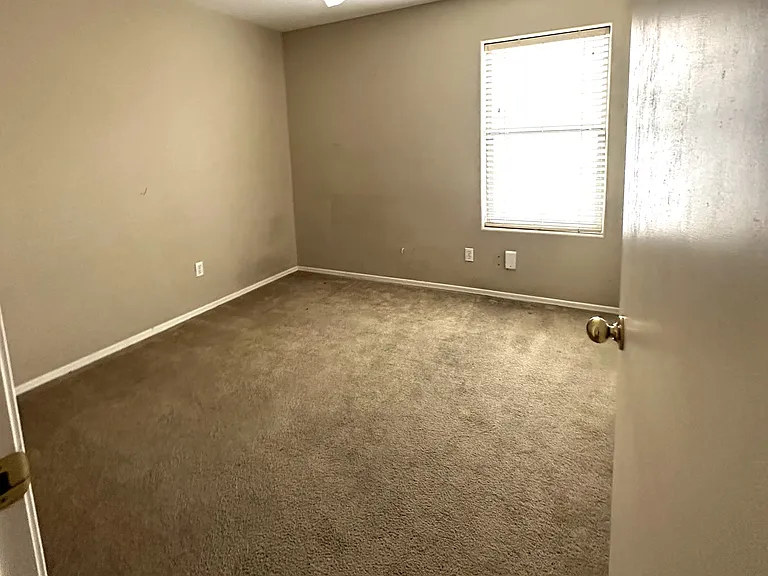 13235 W Banff Ln — Photo 16