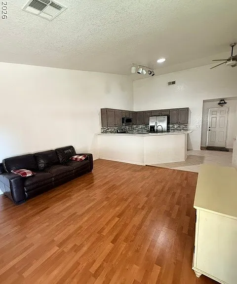 875 Serpentina Ave — Photo 8