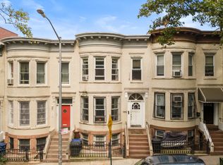 569 41st St, Brooklyn, NY 11232
