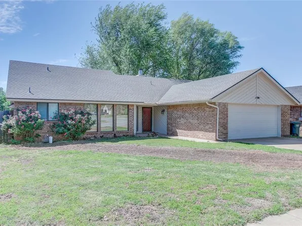 1509 Sand Springs Trl, Edmond, OK 73013