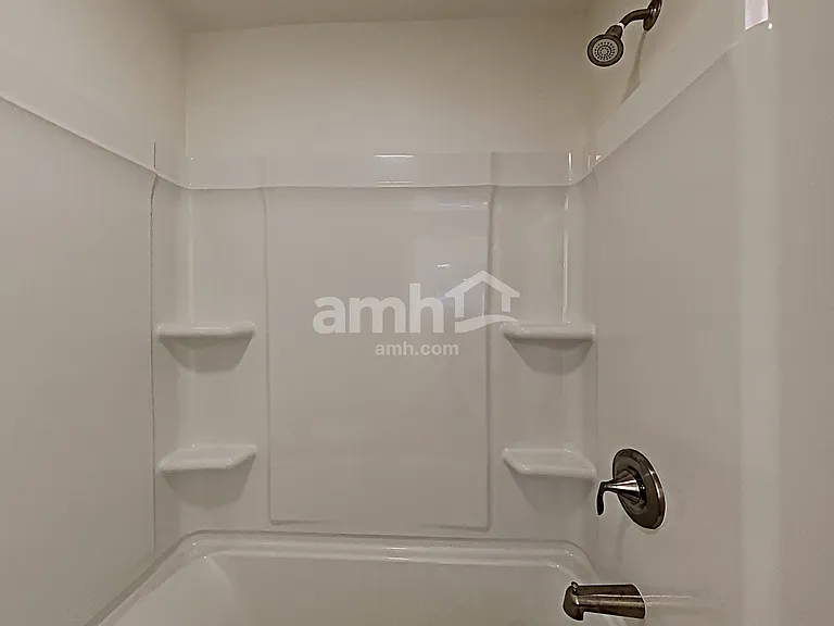 409 Levon Ct — Photo 25