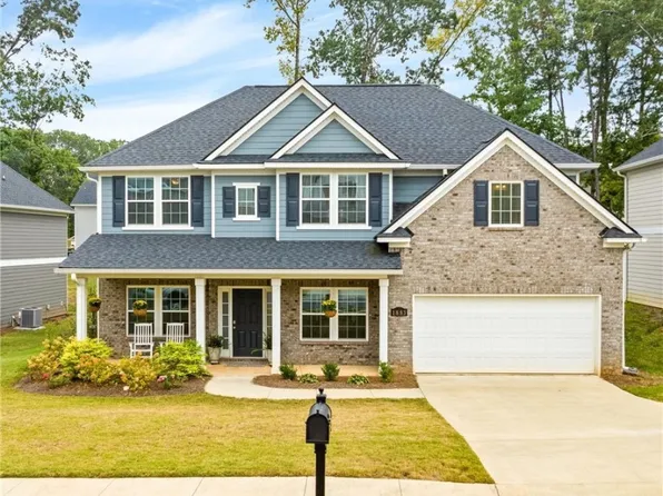 1883 Waterfall Rd, Auburn, AL 36830