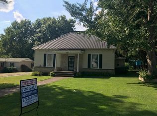340 E Park St, Guthrie, KY 42234