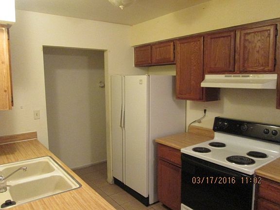 5th image of 3501 Folage Dr Unit 5