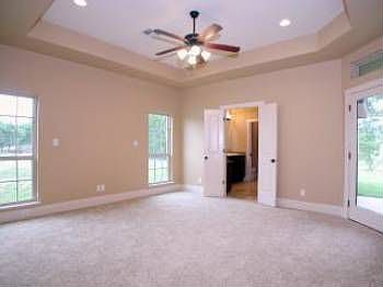 5th image of 600 Woodland Dr