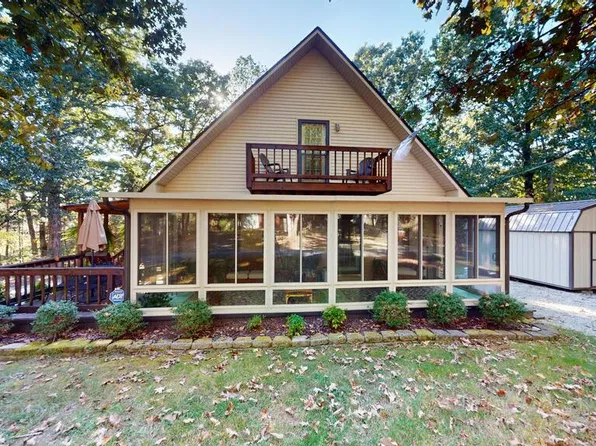 140 Powell Dr, Springville, TN 38256
