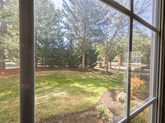 OUTSIDE-VIEW-FROM-MASTER-BEDROOM