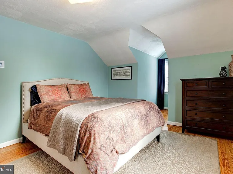 9331 Whiskey Bottom Rd — Photo 16