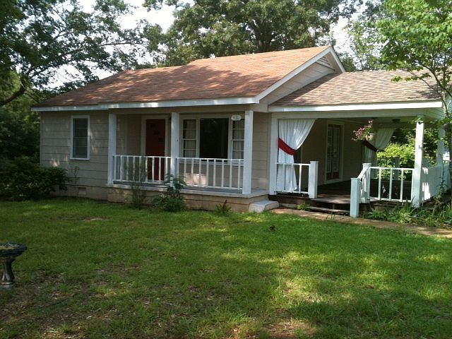 1176 Hwy 25 S, Tishomingo