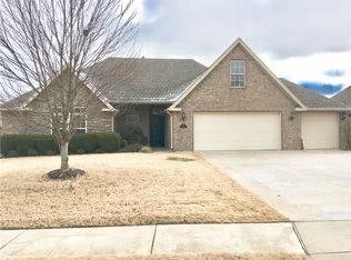 1720 Quailridge Way, Bentonville, AR 72712