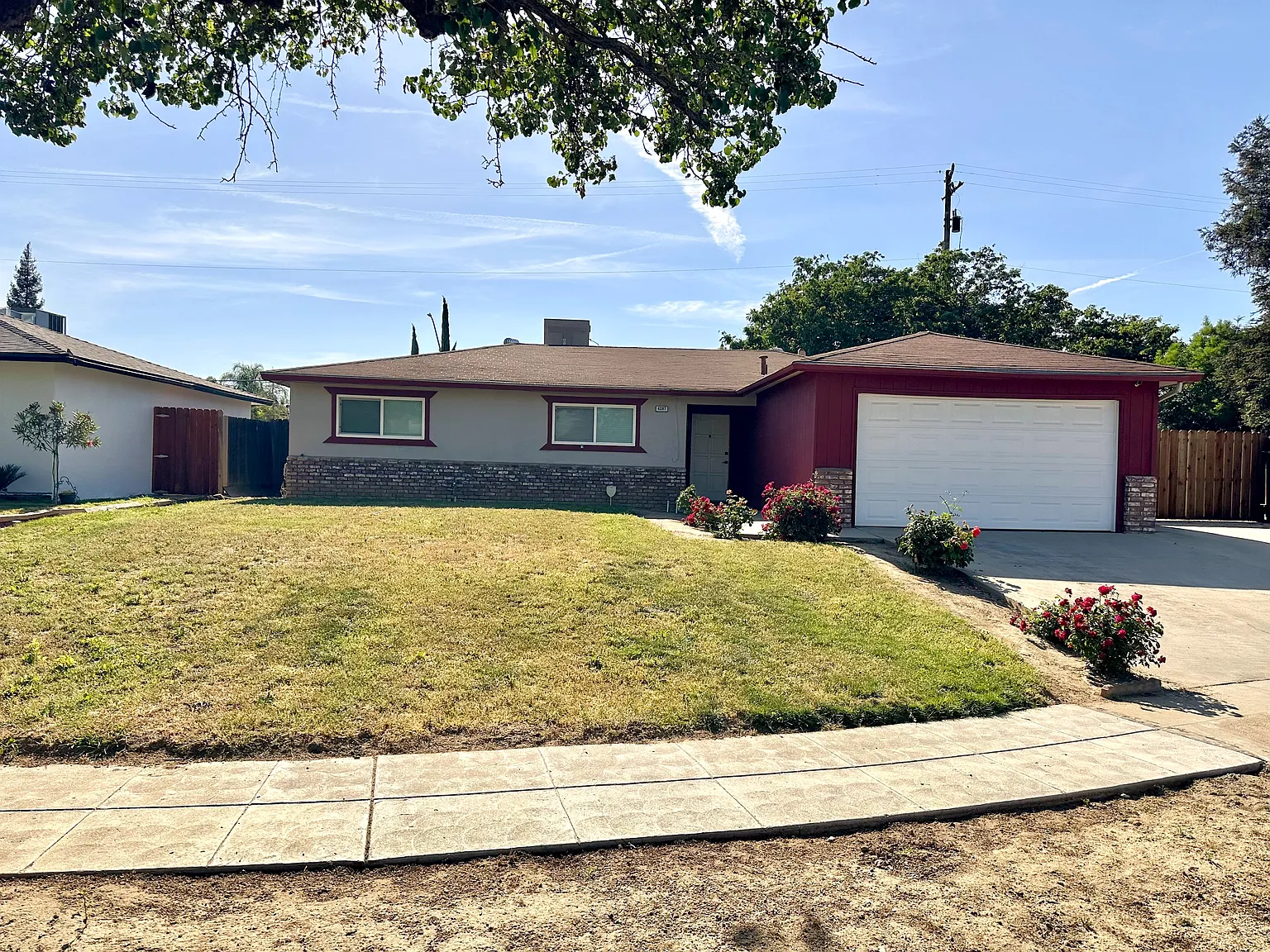 4 bed, 1285 sqft, $800 — Photo 1