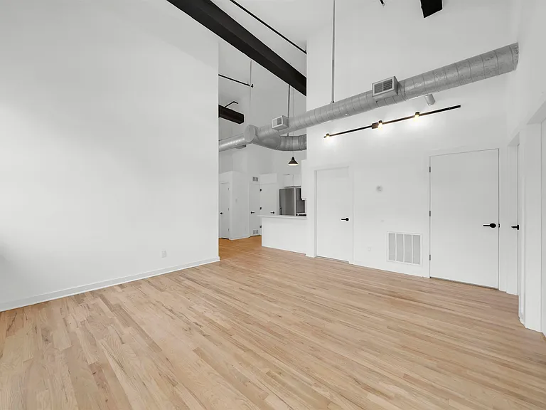 716 Madison St #301 — Photo 10