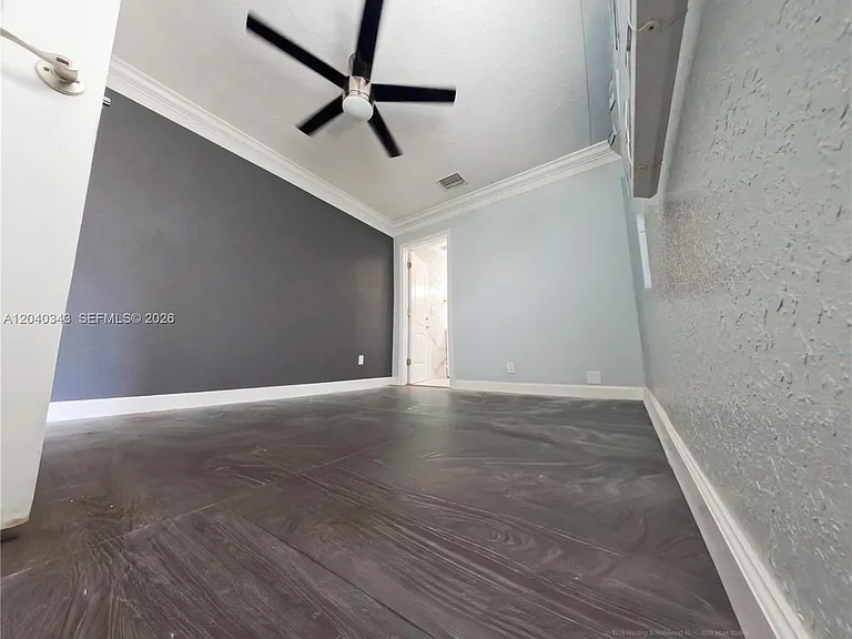 2218 N Harding St — Photo 89