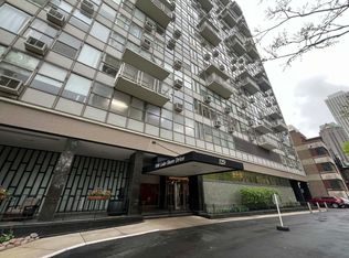 1000 N Lake Shore Dr APT 902, Chicago, IL 60611
