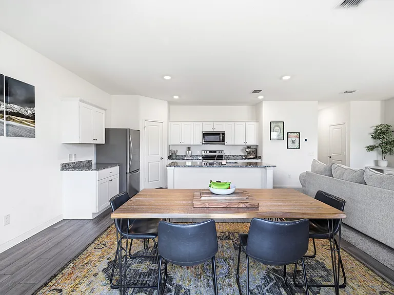 7726 Fern Holw — Photo 10