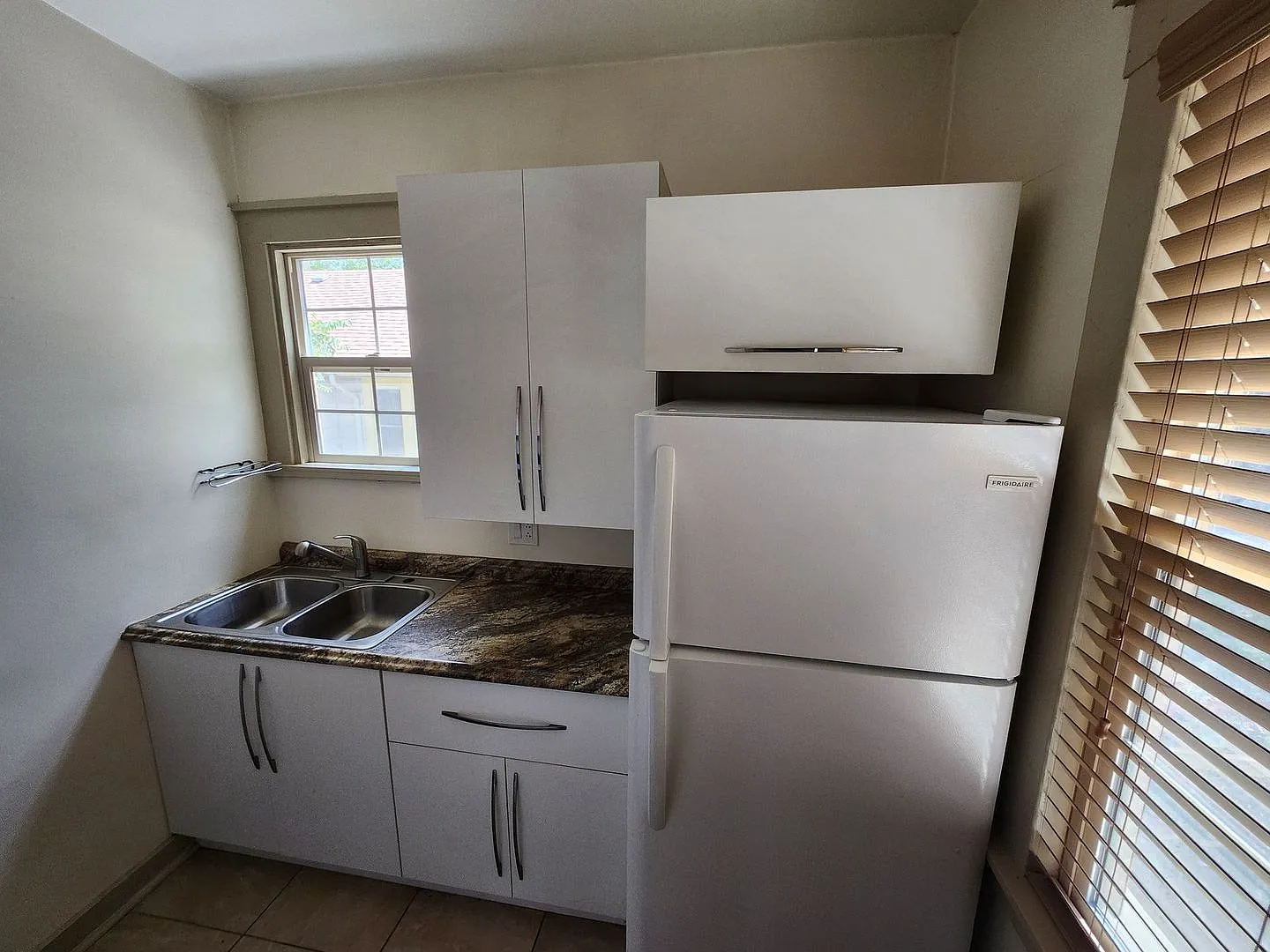 Remodeled 1-Bedroom Home with Modern Upgrades 1 | Move In Special Available! — Photo 4