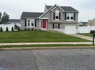 66 Glasgow Rd, Williamstown, NJ 08094