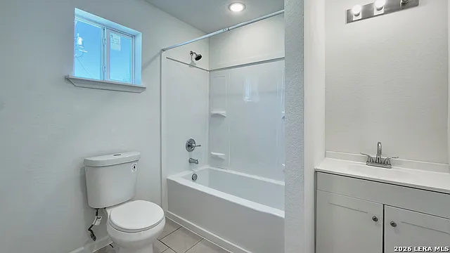 143 Huntington #101 — Photo 15