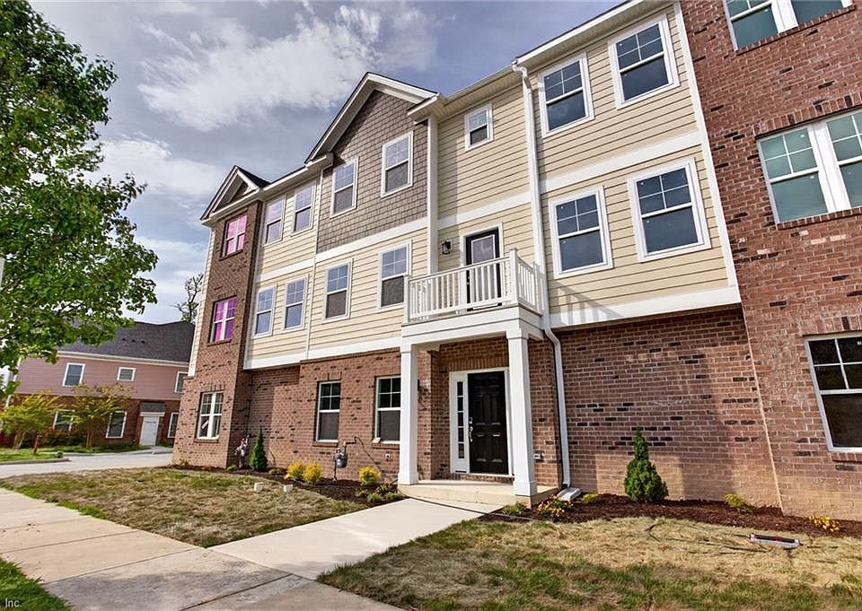 1st image of 621 Commonwealth Blvd