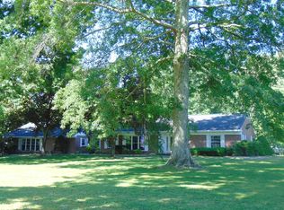 1120 Country Club Rd, Cookeville, TN 38501