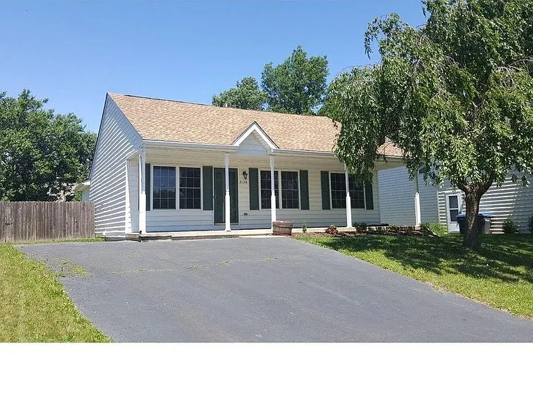 2138 Barley Dr — Photo 1