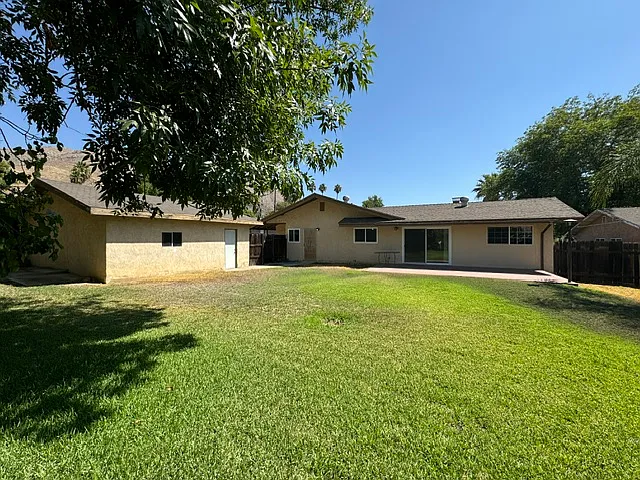 211 Green Oaks Dr — Photo 35