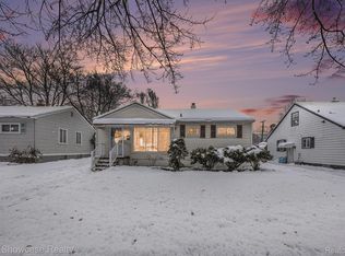 575 4th Ave, Pontiac, MI 48340