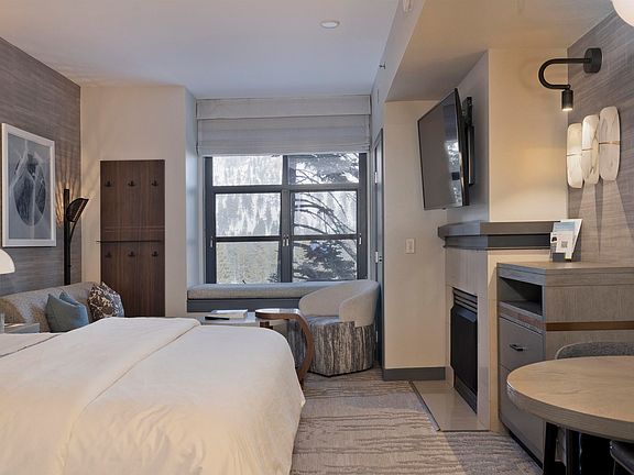 4th image of 50 Hillside Dr #334