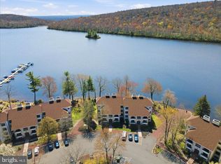 45 Midlake Dr #101G, Lake Harmony, PA 18624