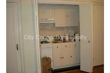 Rented by City Connections Realty