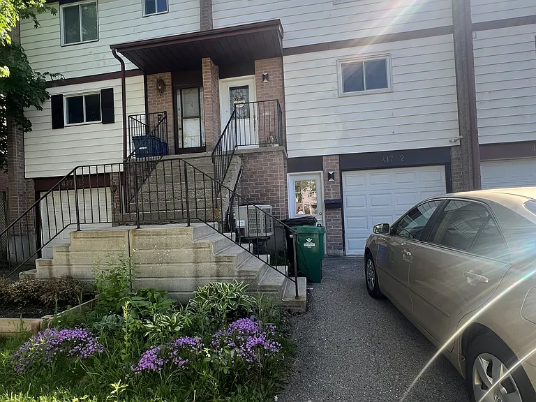 417 Cadbury Ct #2 — Photo 1