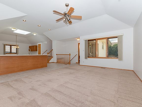 4th image of 11436 Magnolia Ln