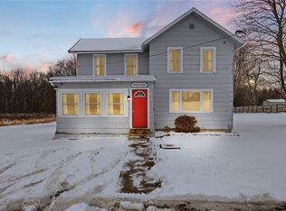 8657 Travell Rd, Lyons, NY 14489