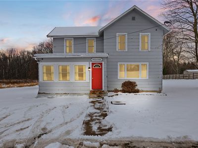 8657 Travell Rd, Lyons, NY, 14489