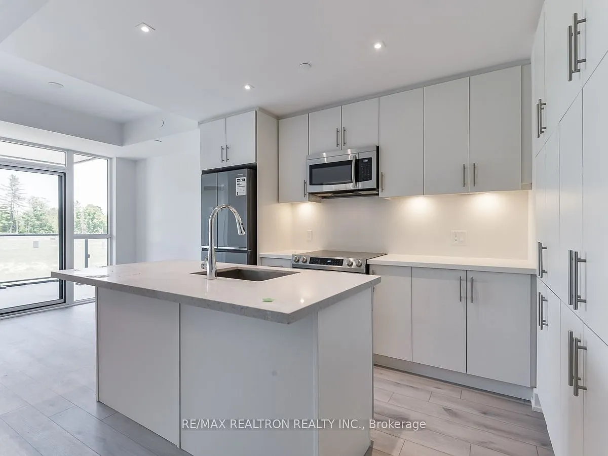 2 bed, $2,300 — Photo 2