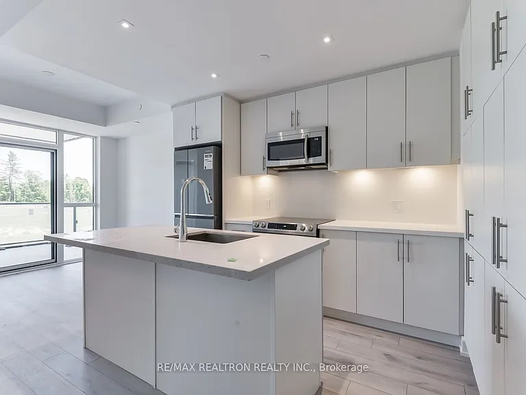 375 Sea Ray Ave #209 — Photo 2