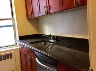 67-12 Yellowstone Blvd #B100, Forest Hills, NY 11375