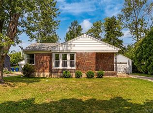 41 Jasper Dr, Amherst, NY 14226