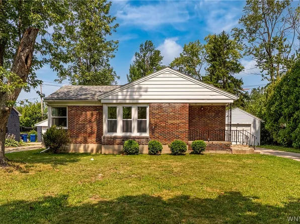 41 Jasper Dr, Amherst, NY 14226