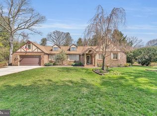 530 Mink Ln, Williamstown, NJ 08094