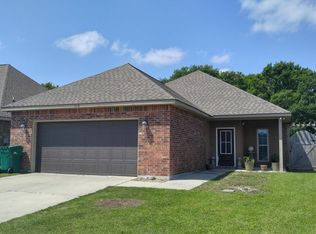 210 Rocky Ridge St, Youngsville, LA 70592