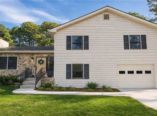 1682 Bennett Rd, Grayson, GA 30017